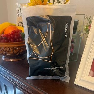 Truekind Wirefree Shaper Bra in Black